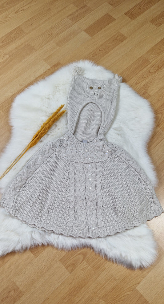 TU Strickponcho – Beige mit Pailletten & Kapuze – Mädchen – Gr. 98/104