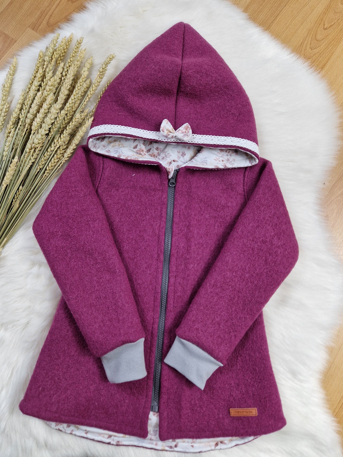 Handmade Walkmantel – Mädchen – Gr. 104