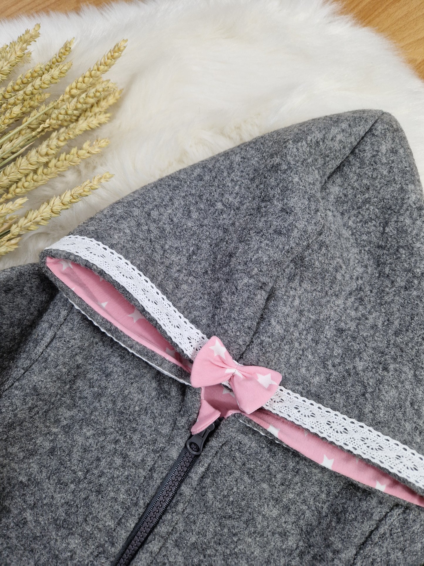 Handmade Walkmantel – Mädchen – Gr. 104